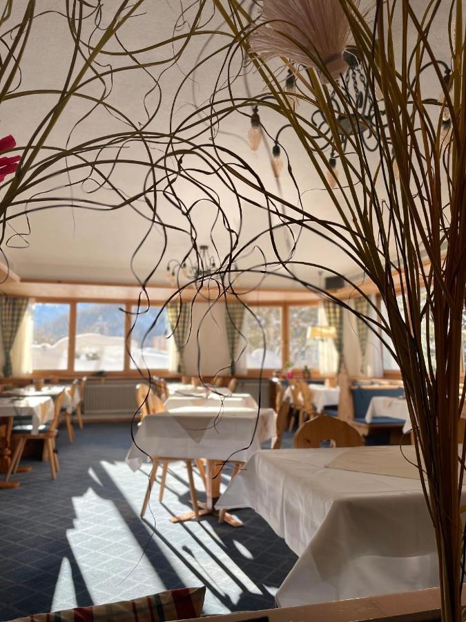 Hotel Bernina ปอนเตรสซีนา ภายนอก รูปภาพ