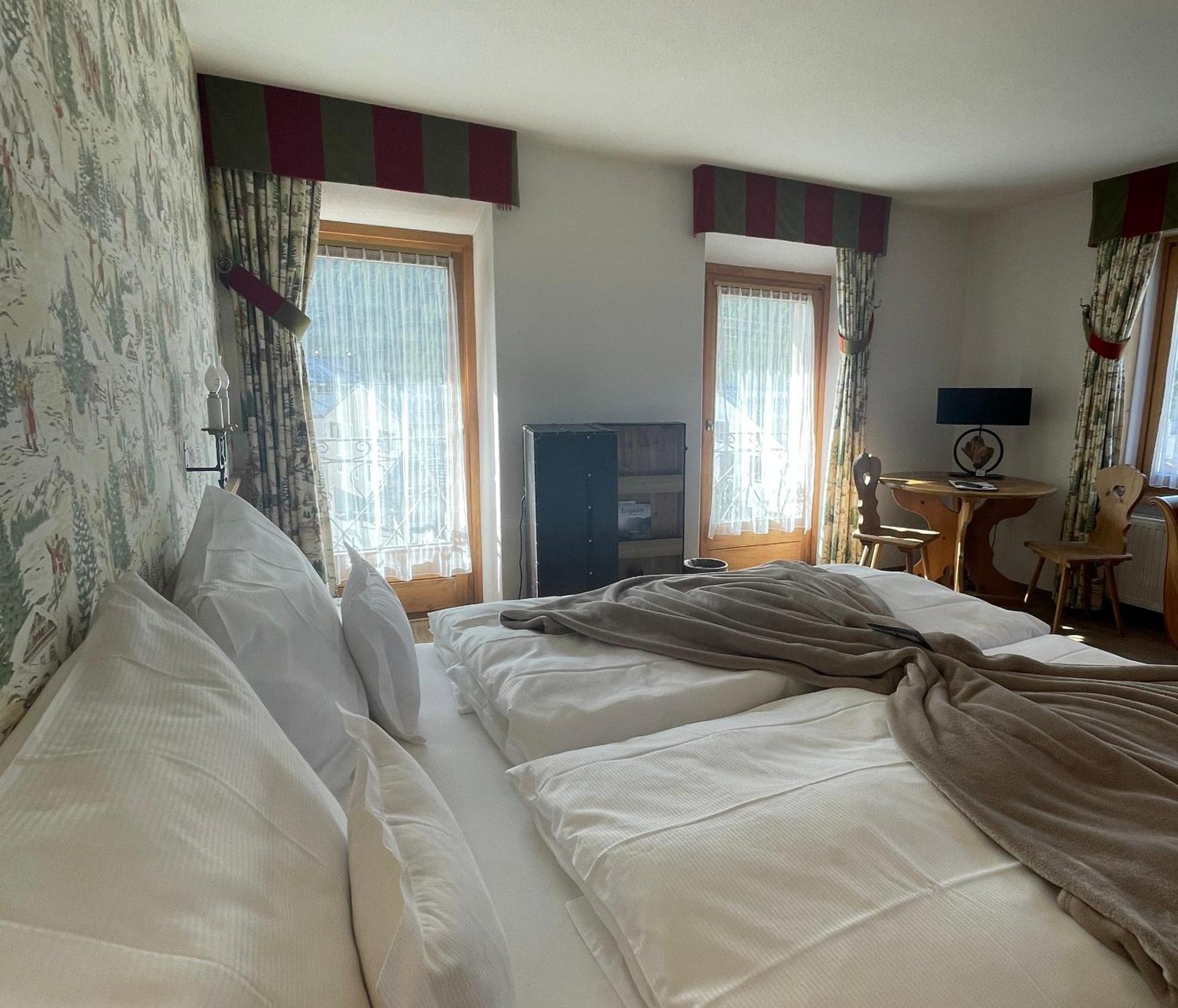 Hotel Bernina ปอนเตรสซีนา ภายนอก รูปภาพ