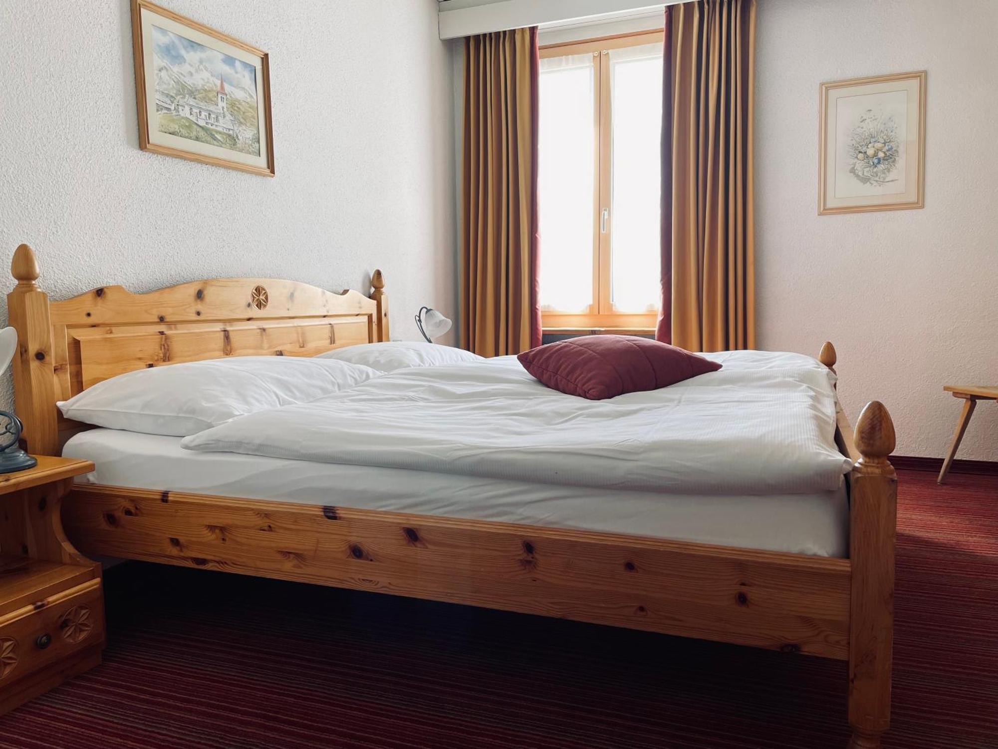 Hotel Bernina ปอนเตรสซีนา ภายนอก รูปภาพ