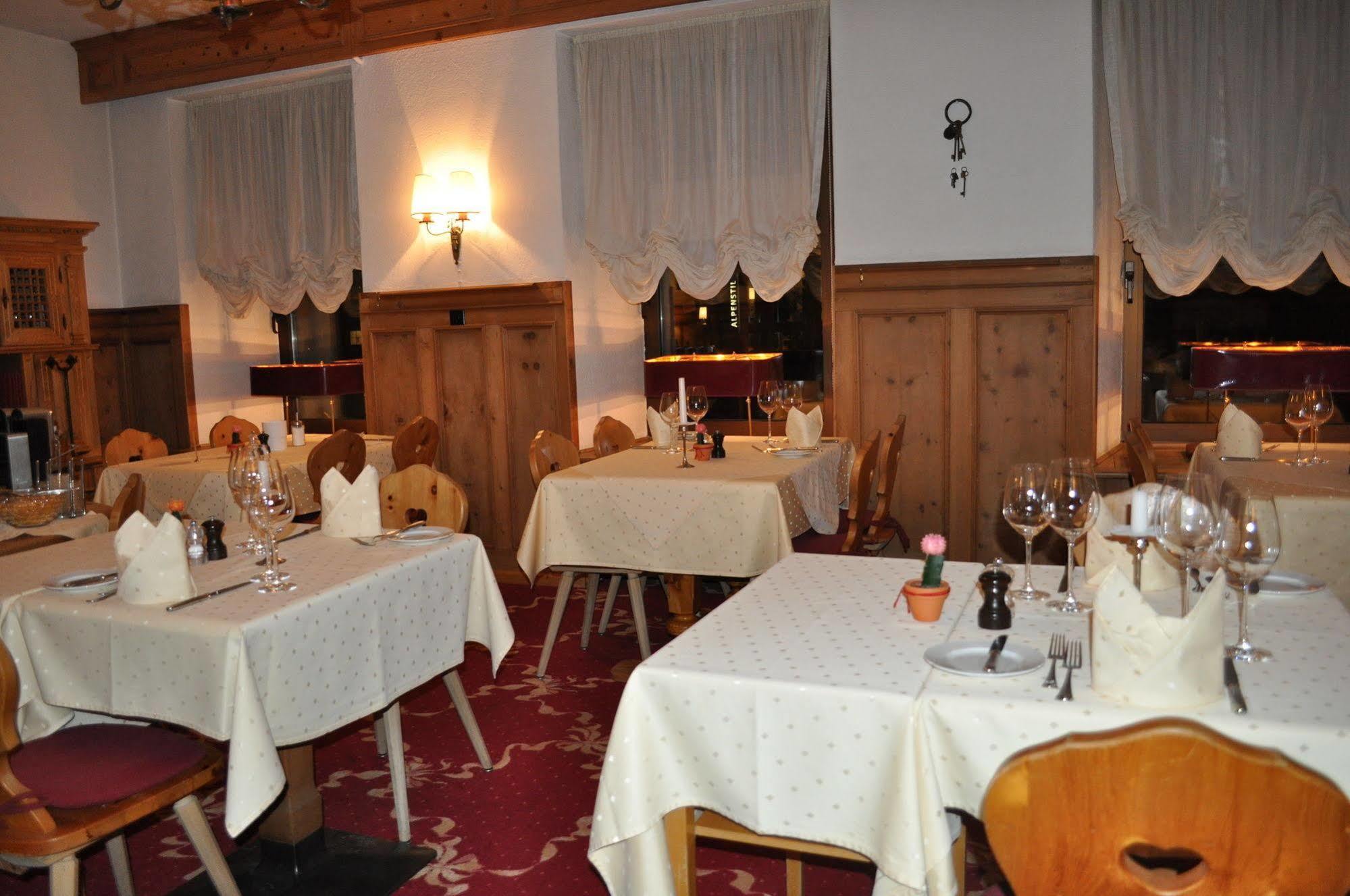 Hotel Bernina ปอนเตรสซีนา ภายนอก รูปภาพ